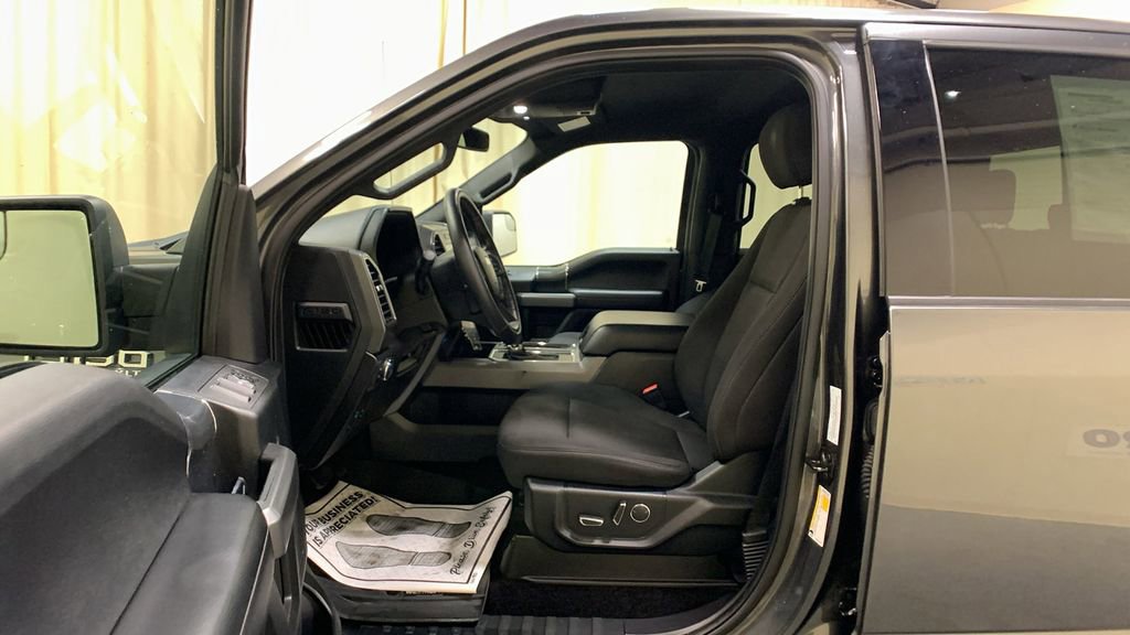 Certified 2018 Ford F150 XLT w/ Equipment Group 302A Luxury image 31