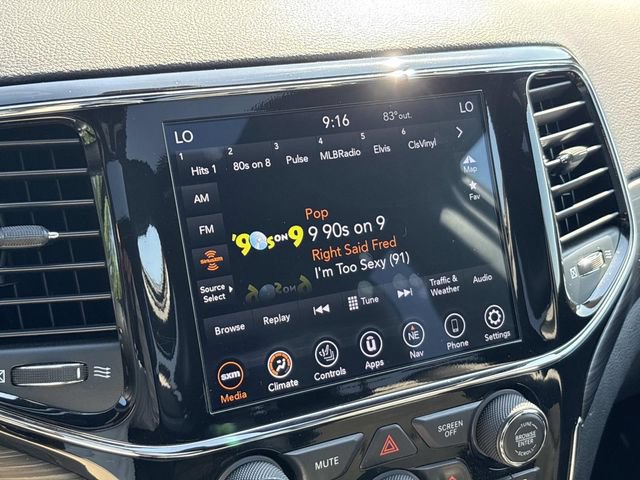 Used 2021 Jeep Grand Cherokee Laredo X RWD image 32