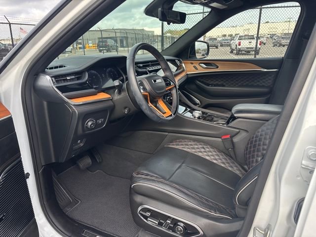 Used 2024 Jeep Grand Cherokee L Summit image 14