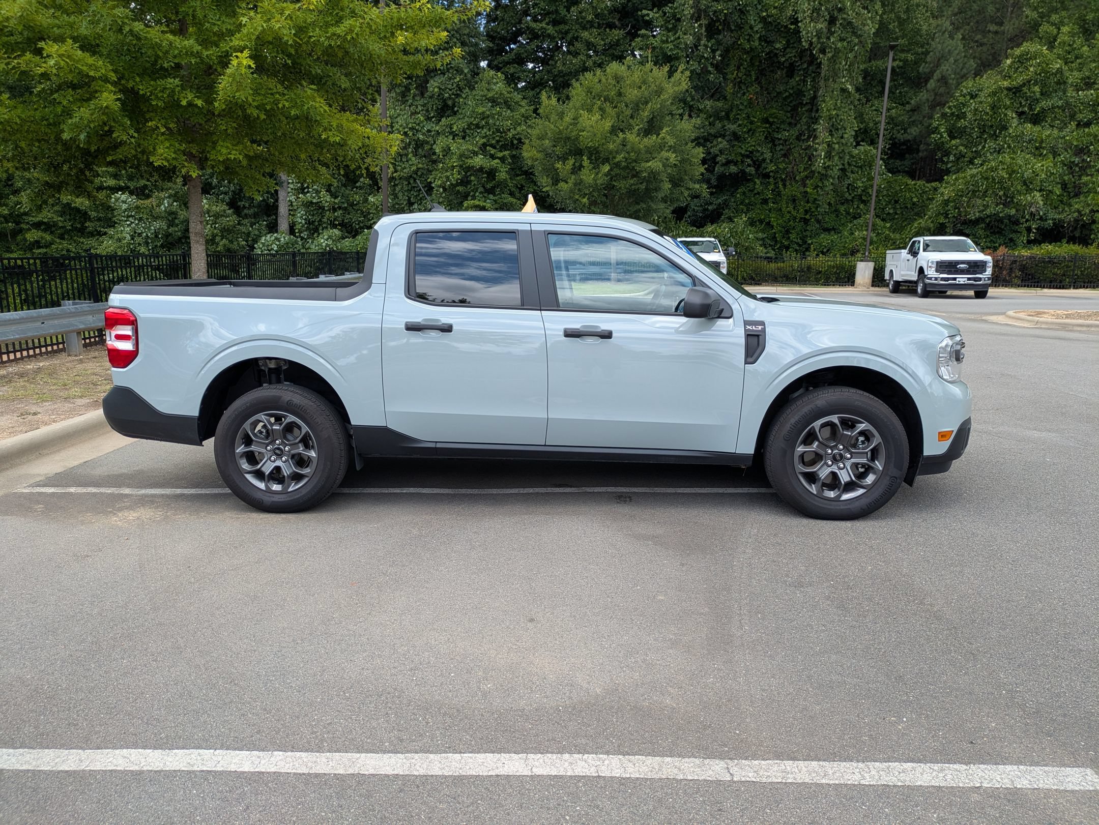 Certified 2024 Ford Maverick XLT FWD image 3