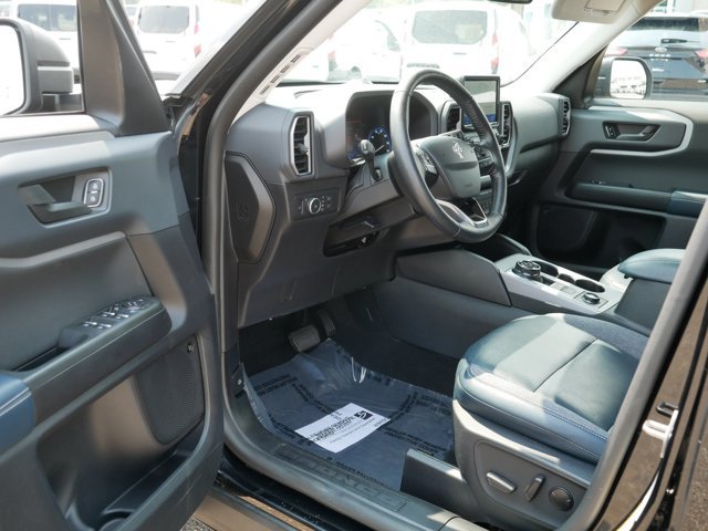 Certified 2022 Ford Bronco Sport Outer Banks w/ Tech Package AWD/4WD image 11
