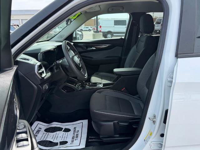 Used 2024 Chevrolet TrailBlazer LT FWD image 15