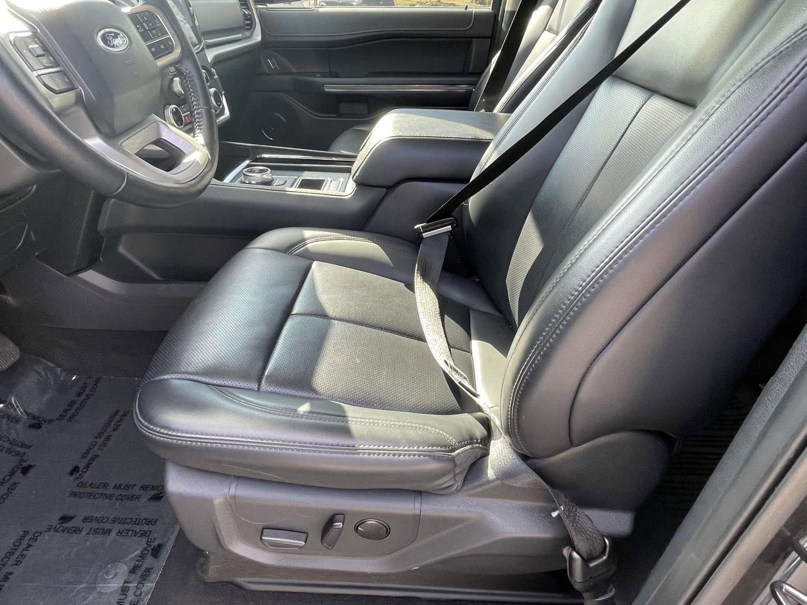 Certified 2023 Ford Expedition Max XLT image 12