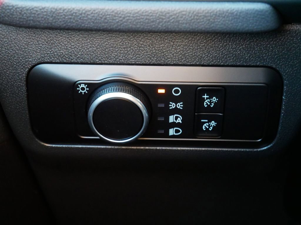 Certified 2025 Ford Escape ST-Line AWD/4WD image 16