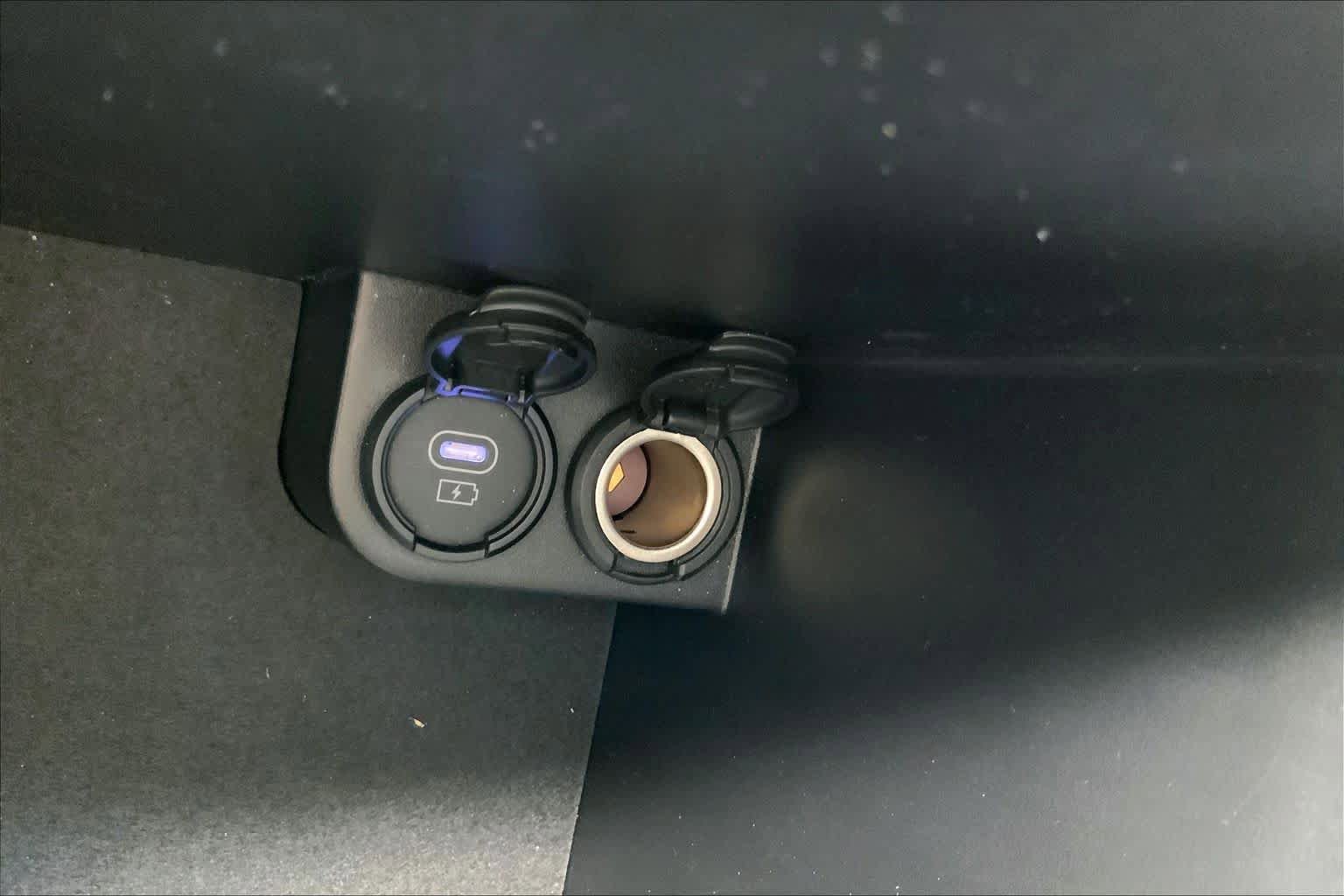 Used 2025 Hyundai Palisade SEL FWD image 32