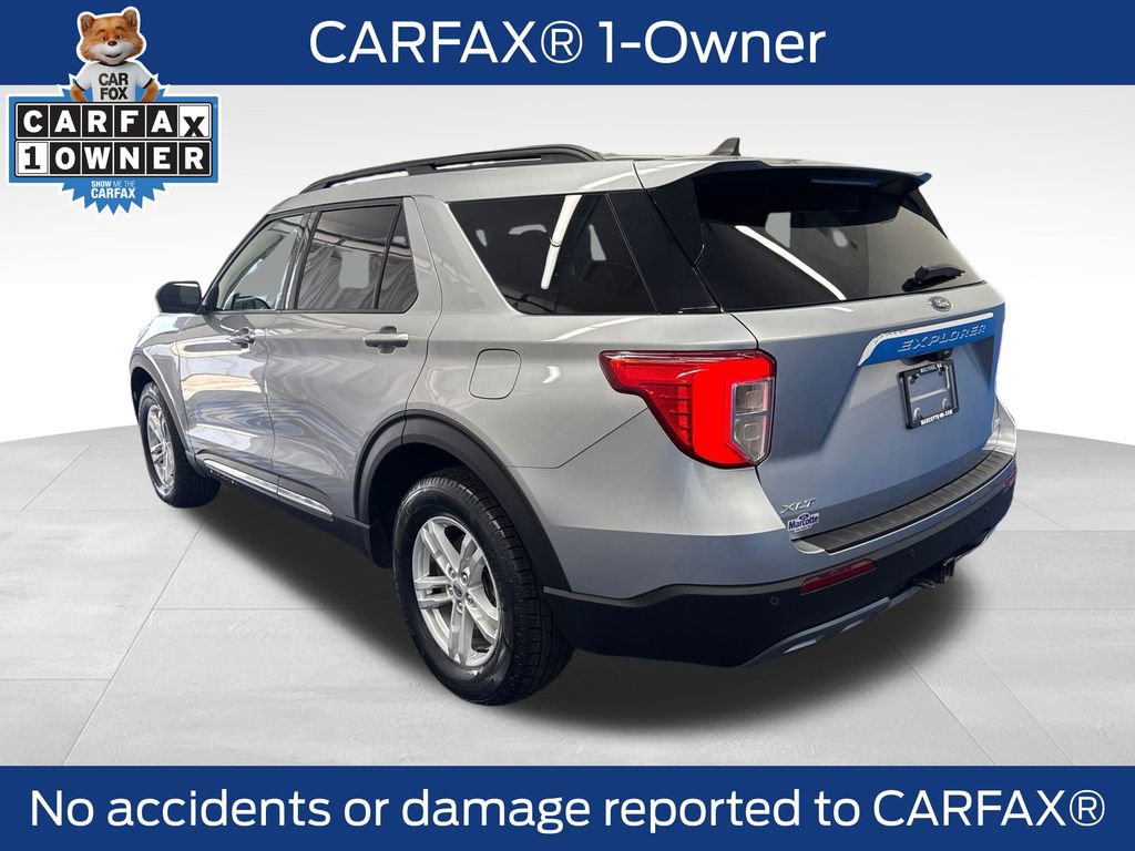 Certified 2021 Ford Explorer XLT w/ Equipment Group 202A AWD/4WD image 3
