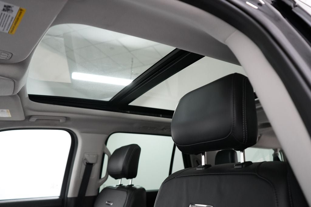 Certified 2025 Ford Expedition Max Platinum AWD/4WD image 15