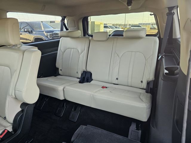 Certified 2021 Ford Expedition Max Platinum image 17