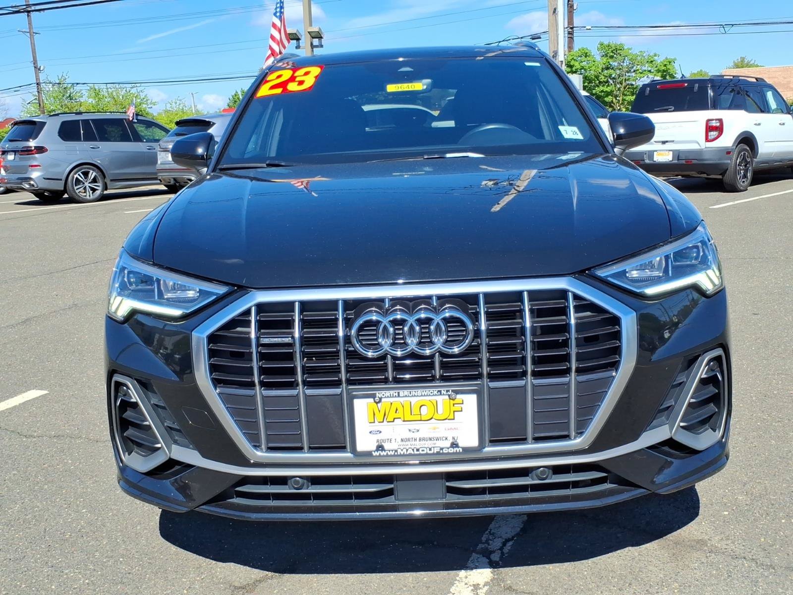 Used 2023 Audi Q3 2.0T Premium AWD/4WD image 2