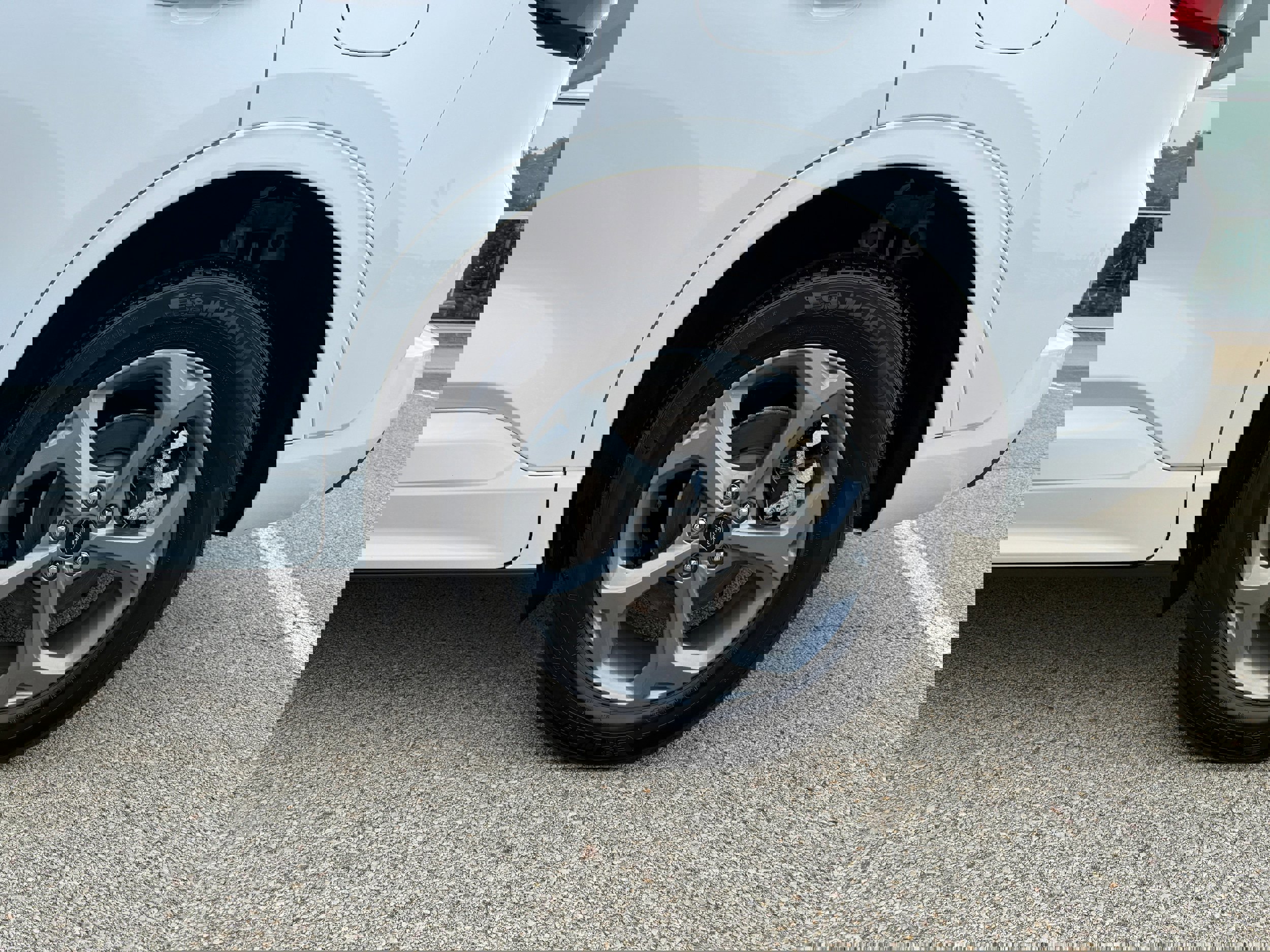 Certified 2023 Ford Escape ST-Line w/ Tech Pack #1 image 9