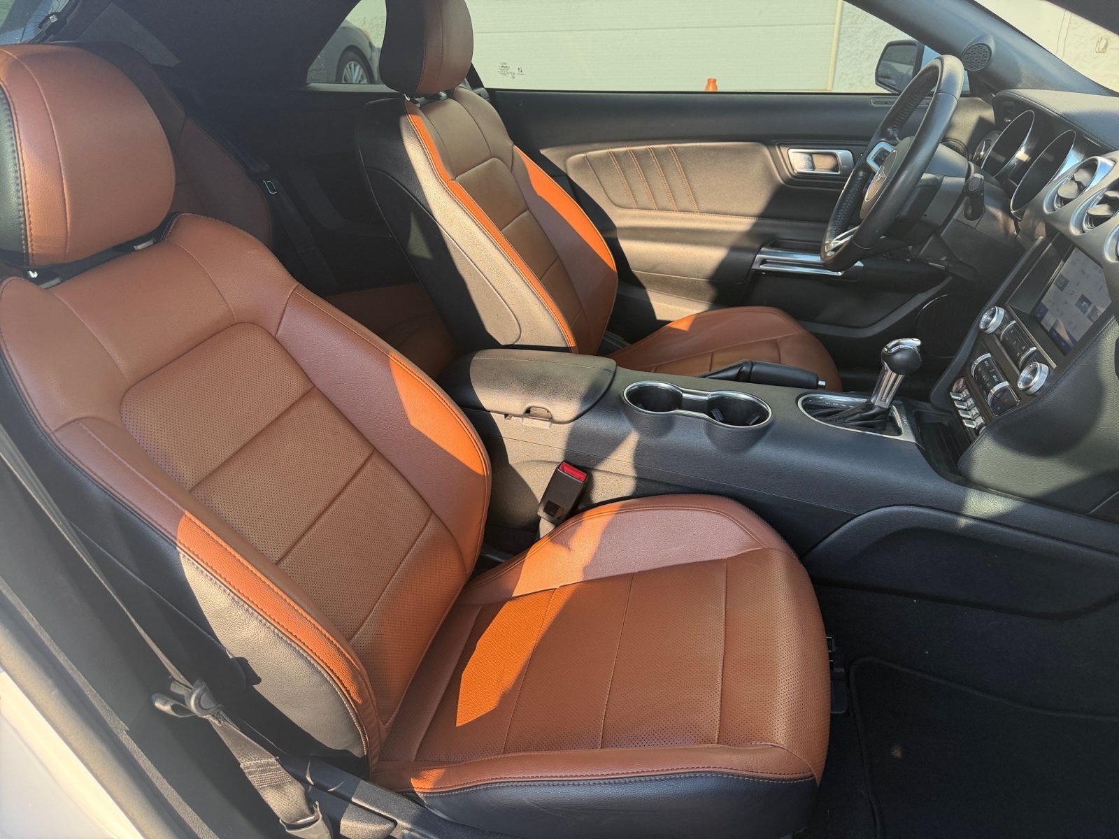 Certified 2022 Ford Mustang Premium RWD image 29