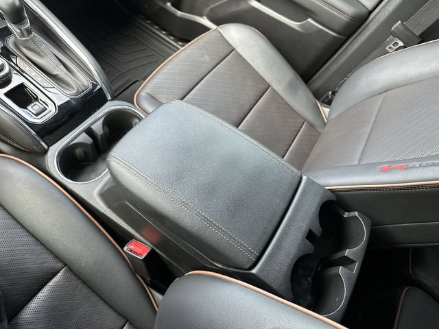 Used 2024 GMC Canyon AT4 w/ AT4 Premium Package AWD/4WD image 22