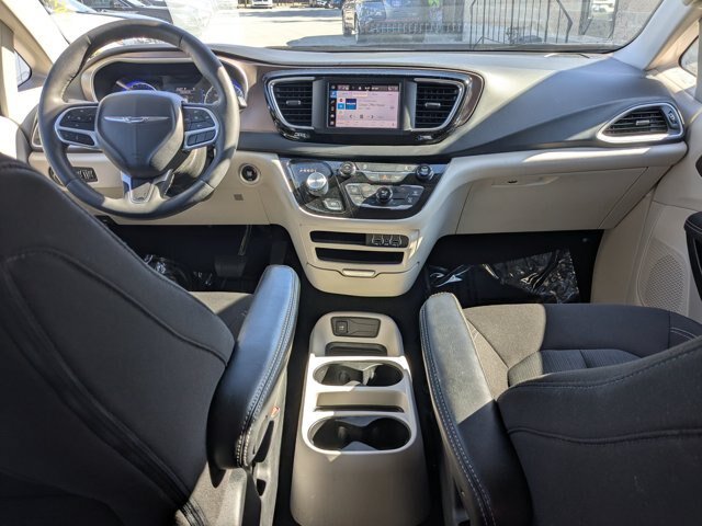 Used 2023 Chrysler Voyager LX FWD image 26