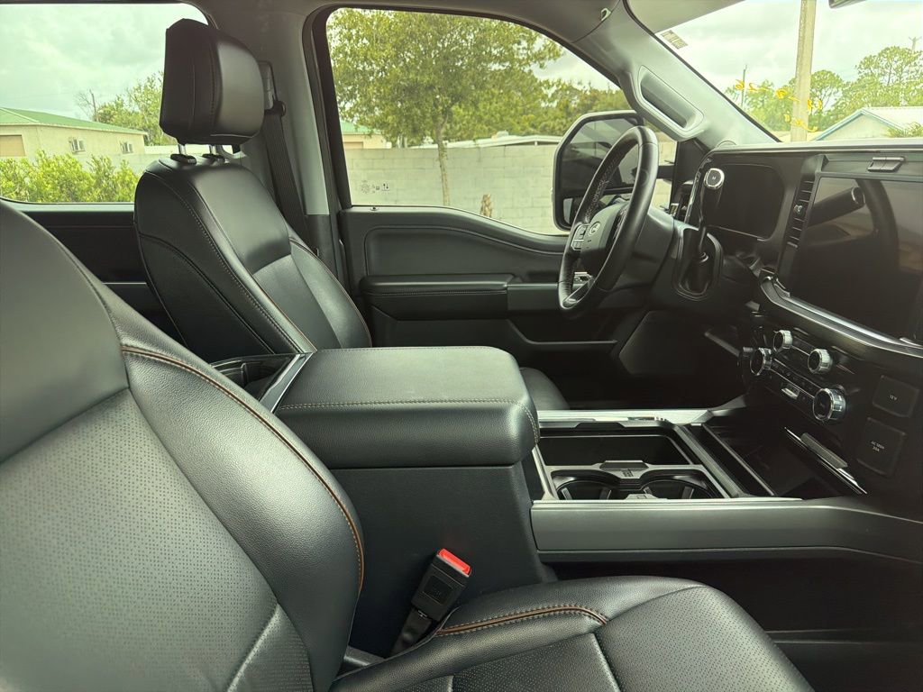 Certified 2025 Ford F250 Lariat w/ Chrome Package image 12