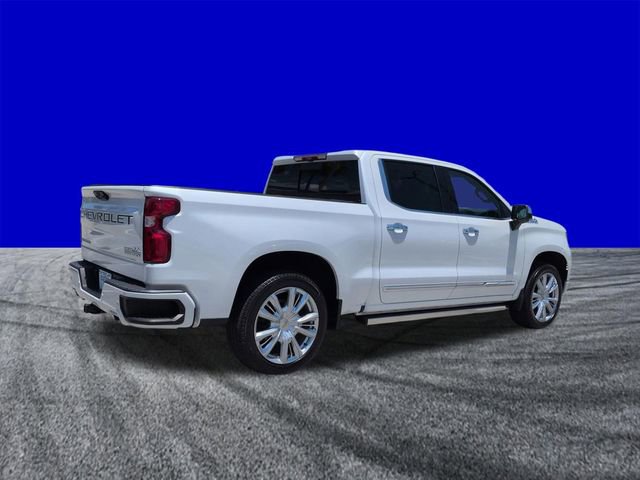 Used 2024 Chevrolet Silverado 1500 High Country w/ Technology Package AWD/4WD image 4