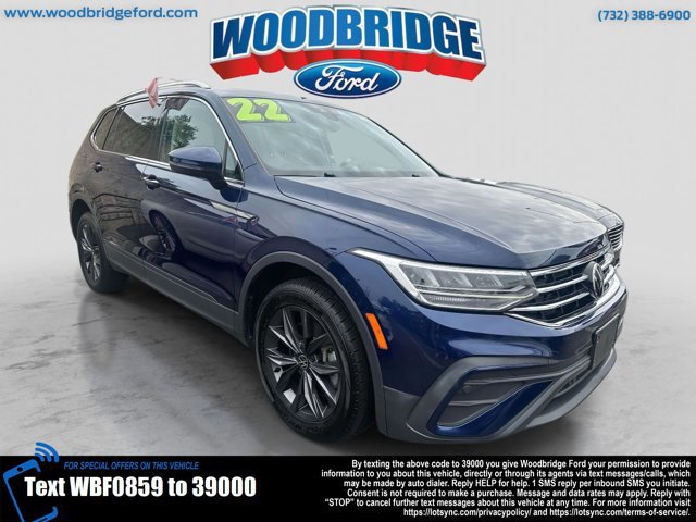 Used 2022 Volkswagen Tiguan SE w/ Panoramic Sunroof Package