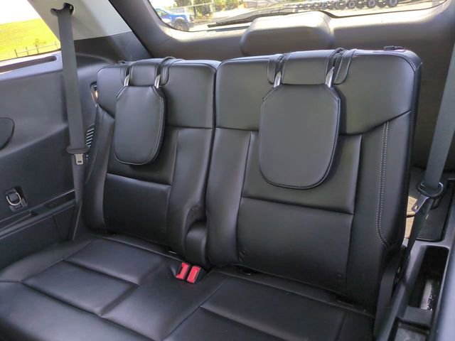 Certified 2022 Ford Explorer Limited w/ Equipment Group 301A RWD image 15