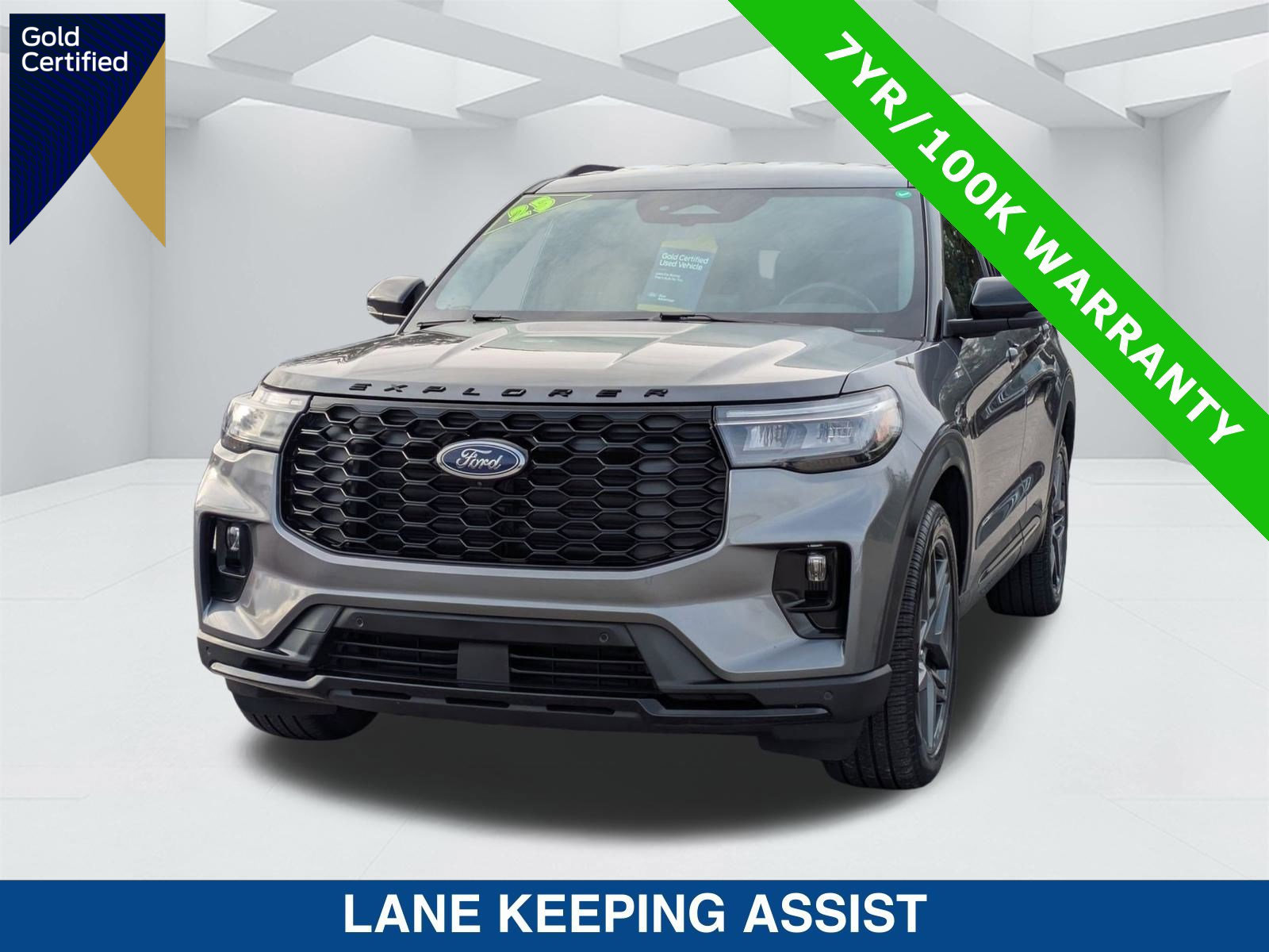 Certified 2025 Ford Explorer ST-Line w/ ST-Line Street Pack image 1