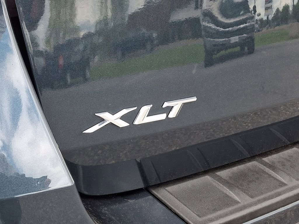 Certified 2023 Ford Explorer XLT w/ Equipment Group 202A AWD/4WD image 33