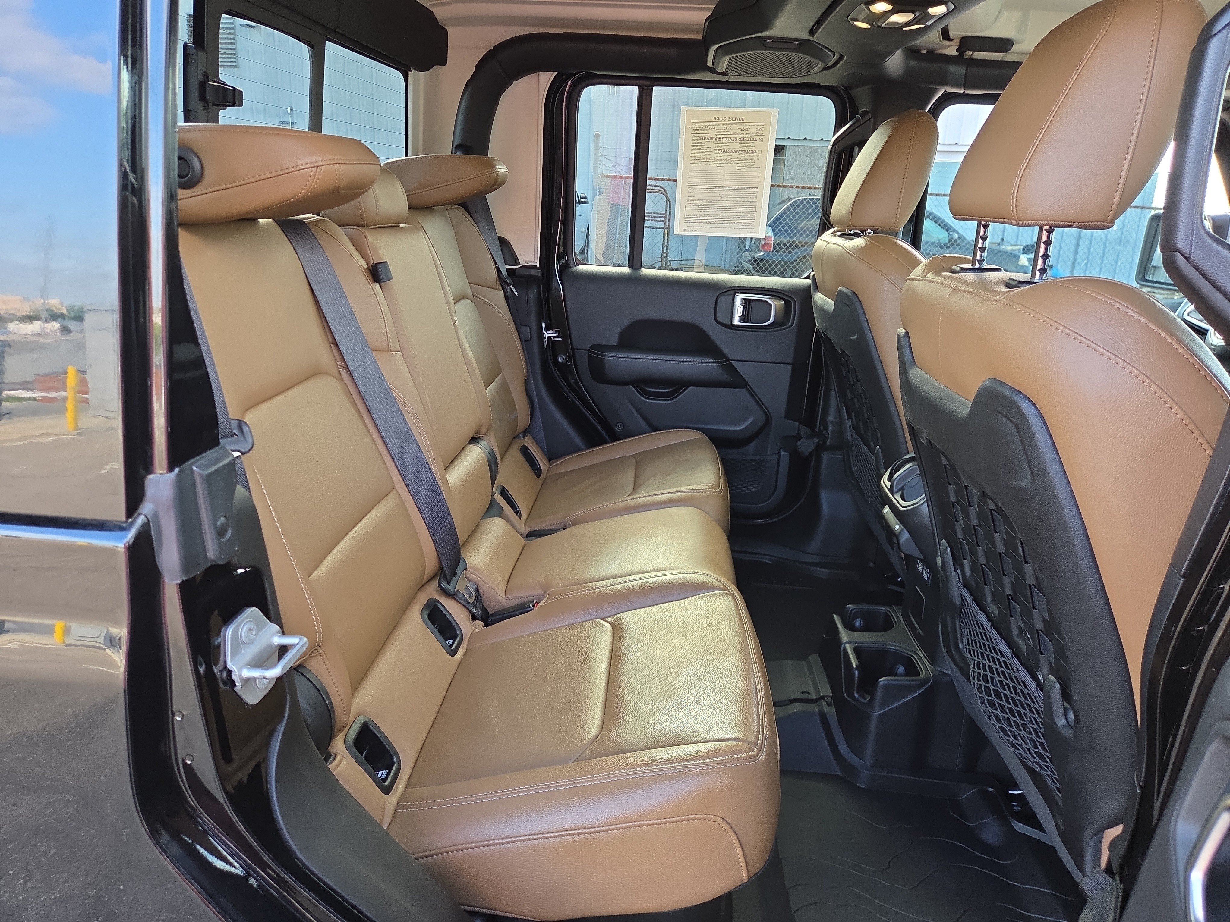 Used 2022 Jeep Gladiator Rubicon w/ LED Lighting Group AWD/4WD image 16