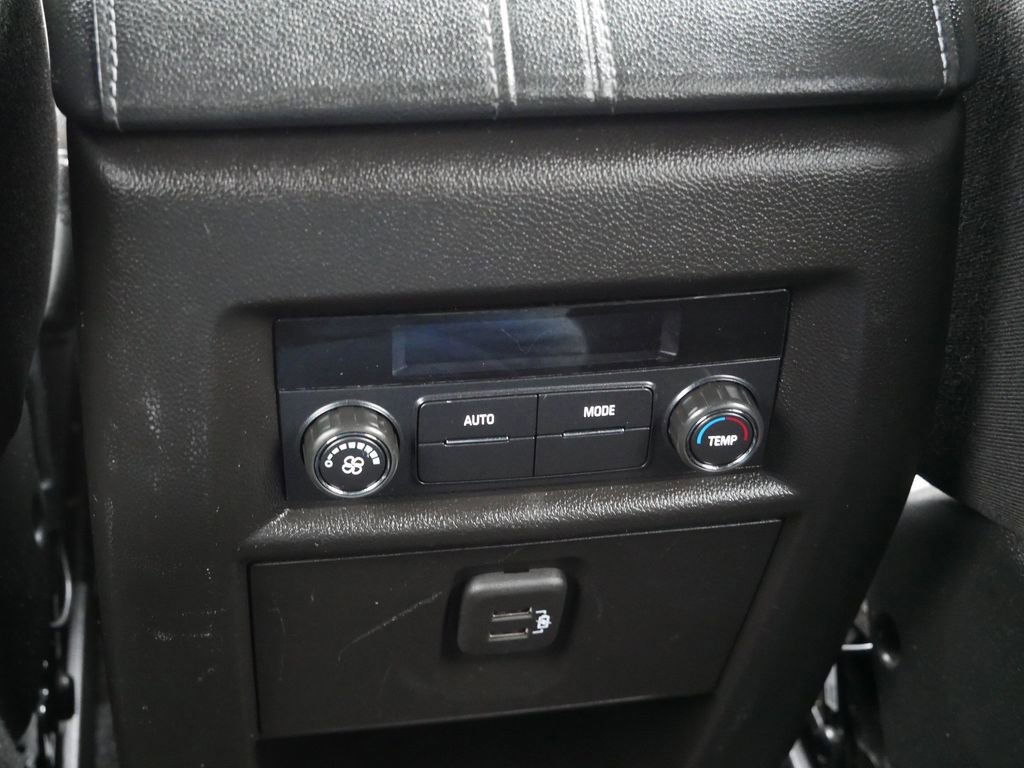 Used 2023 Chevrolet Traverse LT image 14