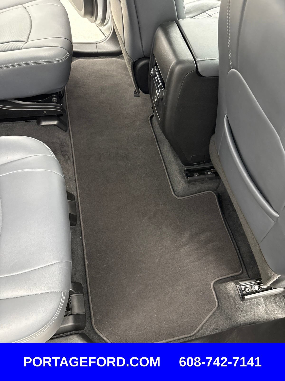 Used 2021 Buick Enclave Essence FWD image 30