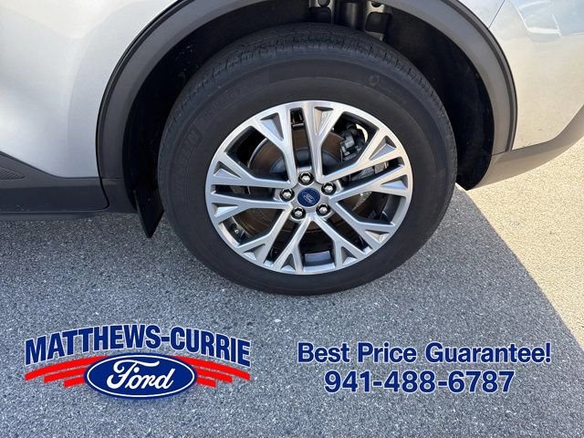 Certified 2022 Ford Escape SEL FWD image 15