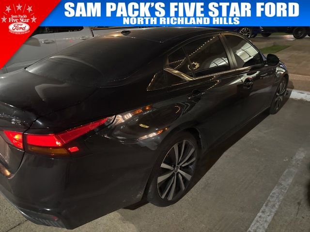 Used 2021 Nissan Altima 2.5 SR image 3