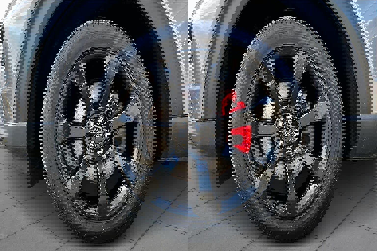 Certified 2023 Ford Explorer ST w/ Equipment Group 401A image 18