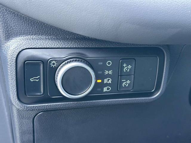 Certified 2025 Ford Explorer Active AWD/4WD image 19
