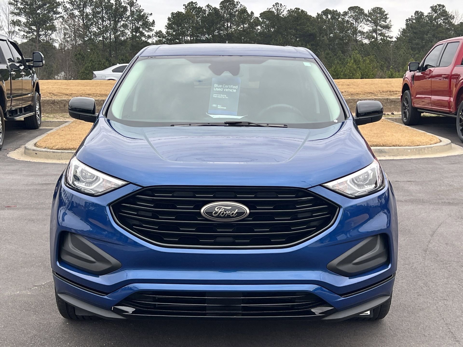 Certified 2023 Ford Edge SE w/ Black Appearance Package image 8