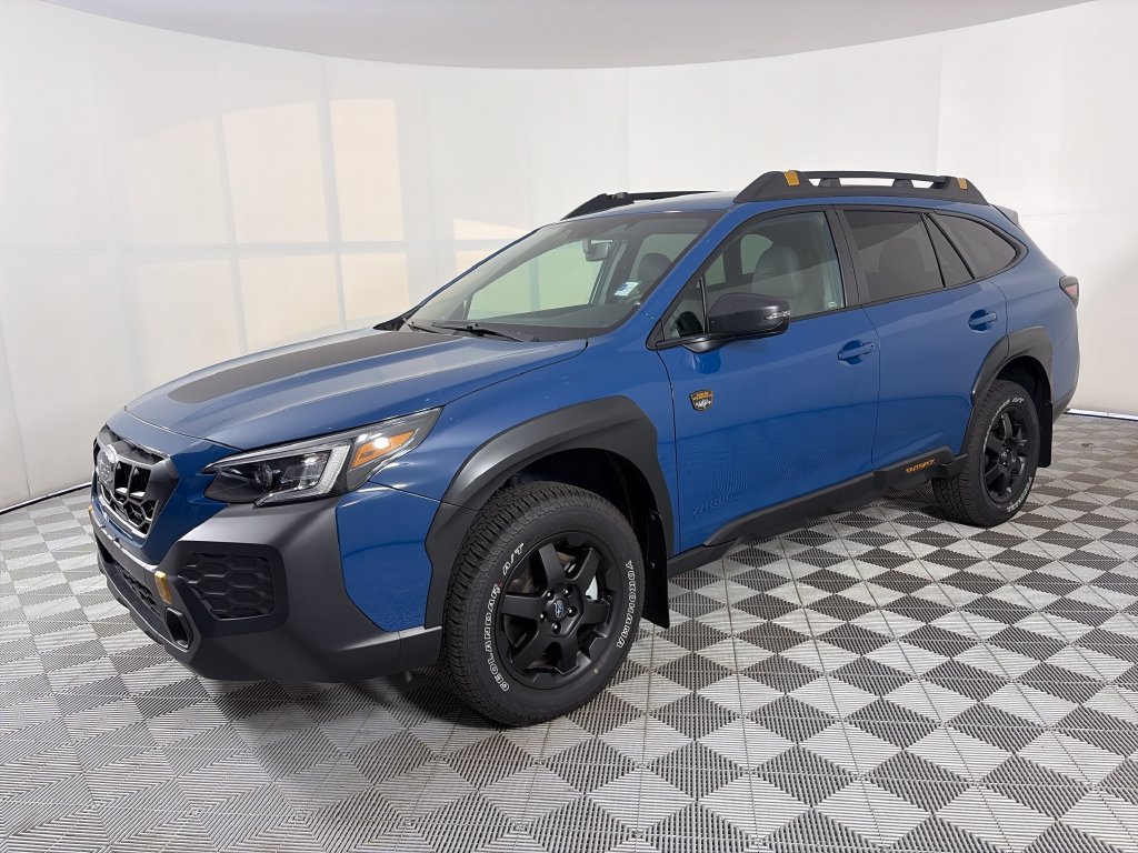 Used 2025 Subaru Outback Wilderness AWD/4WD image 3