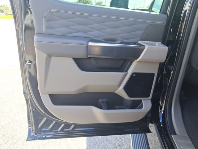 Certified 2025 Ford F450 Platinum w/ Platinum Plus Package image 14