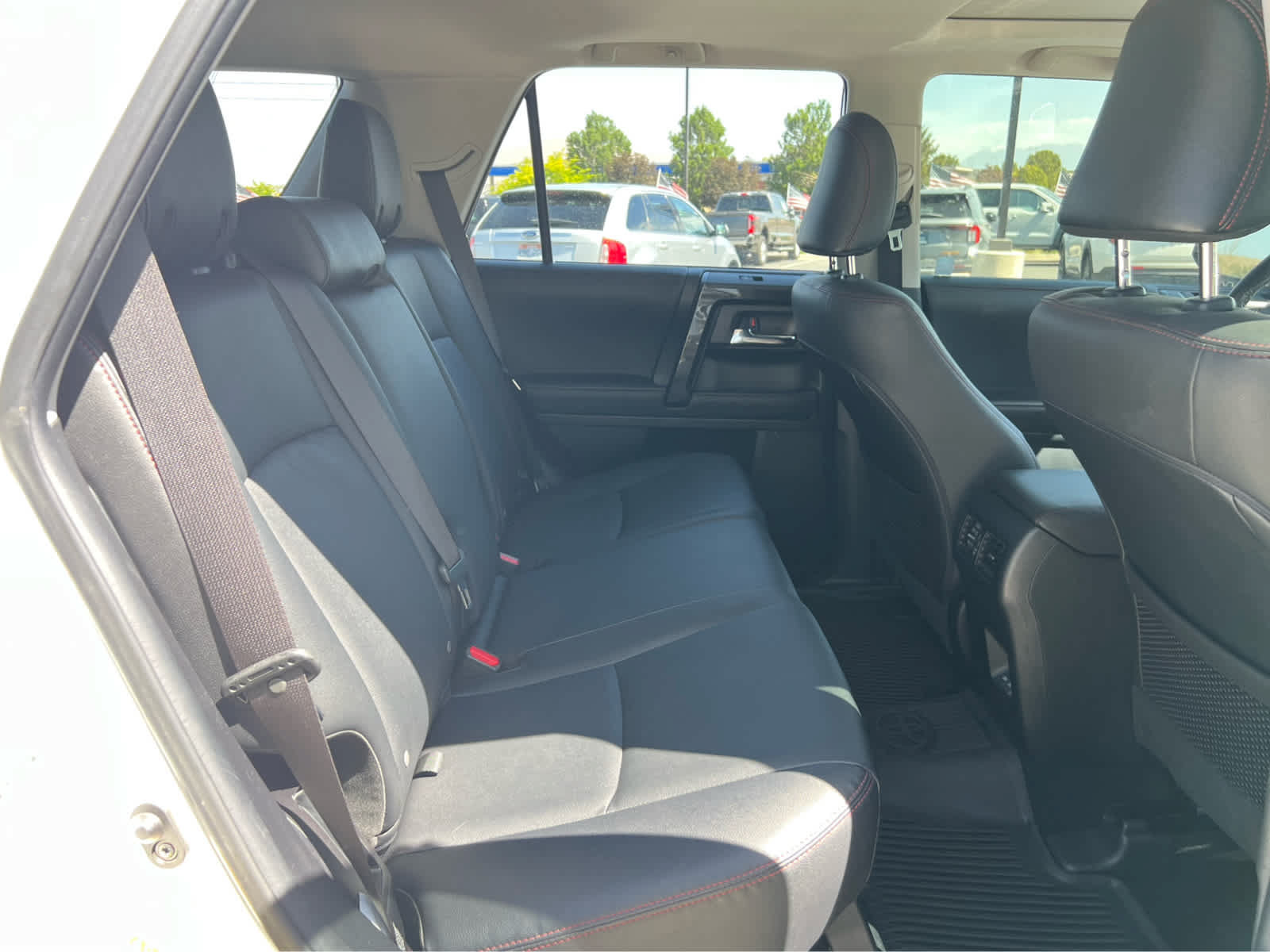 Used 2023 Toyota 4Runner TRD Off-Road Premium w/ Off Road Premium Plus Package AWD/4WD image 26