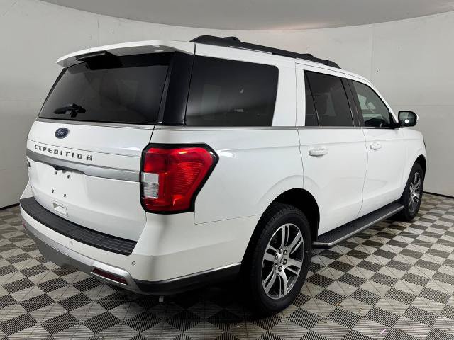 Certified 2023 Ford Expedition XLT RWD image 3