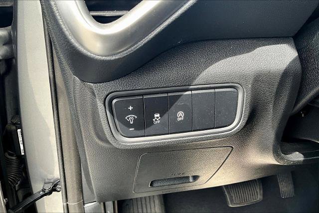 Used 2025 Kia Soul LX w/ LX Technology Package image 34