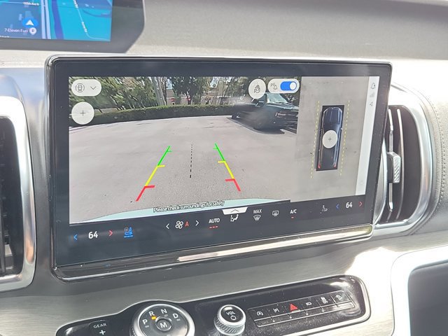 Certified 2025 Ford Expedition Platinum image 34