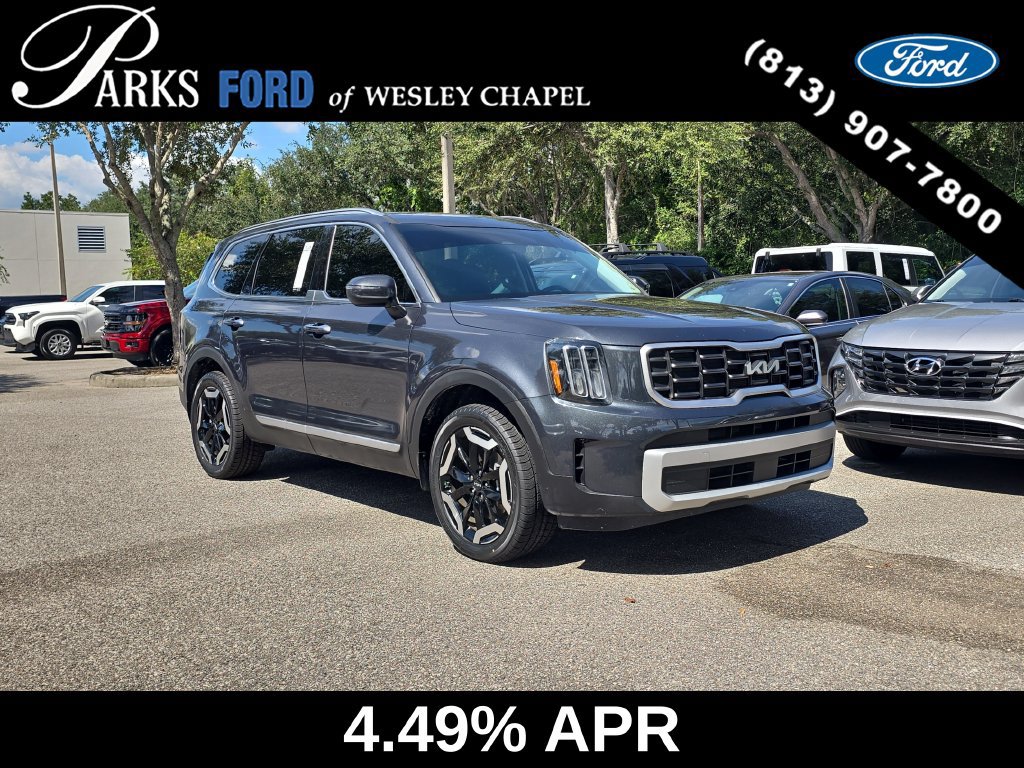 Used 2024 Kia Telluride S w/ S Sunroof Package FWD image 1