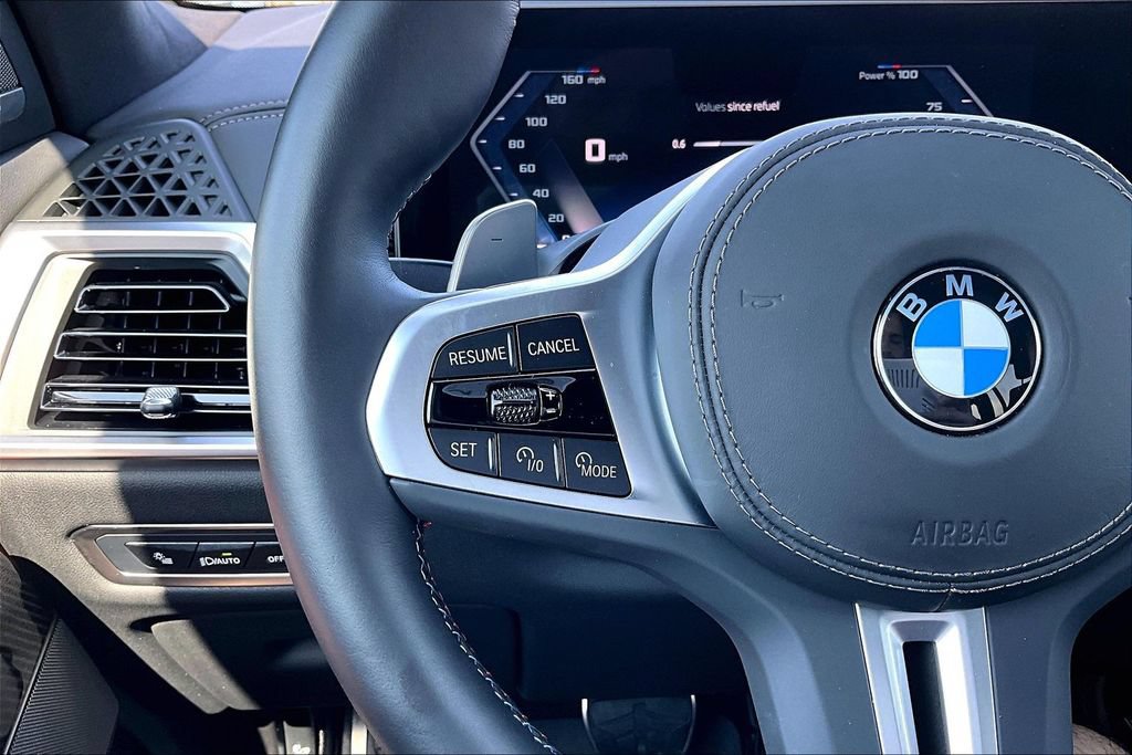 Used 2025 BMW X7 M60i w/ Climate Comfort Package AWD/4WD image 18