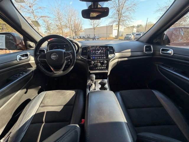 Used 2020 Jeep Grand Cherokee Altitude image 11