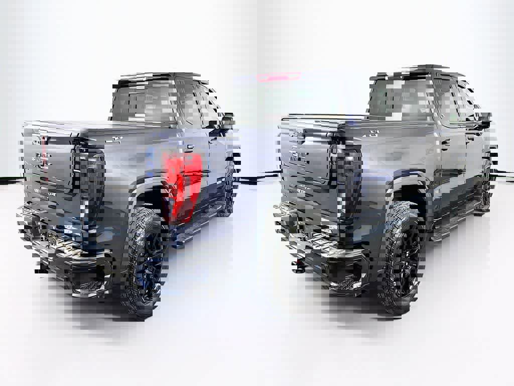 Used 2022 GMC Sierra 1500 Elevation w/ Elevation Premium Package image 5