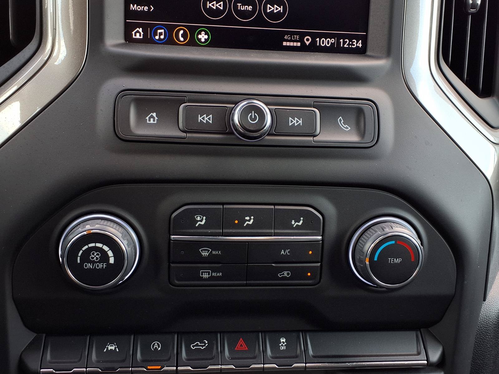 Used 2026 Chevrolet Silverado 1500 Custom AWD/4WD image 13
