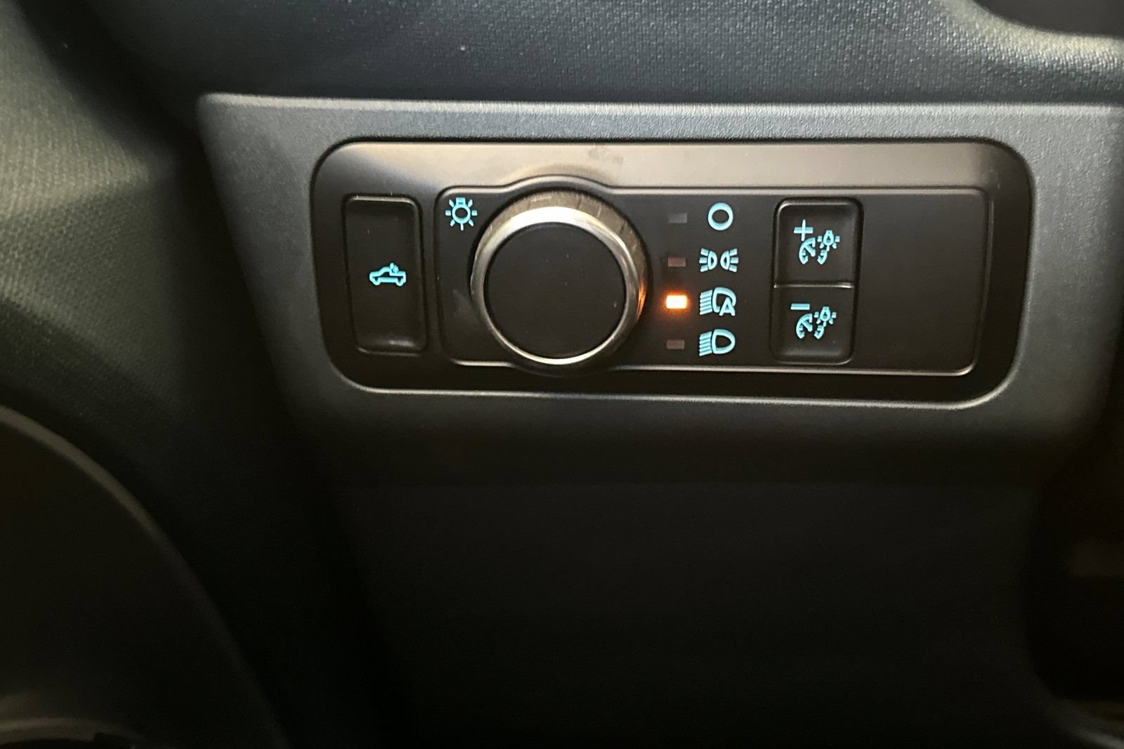 Certified 2024 Ford Maverick Tremor w/ Tremor Off-Road Package AWD/4WD image 27