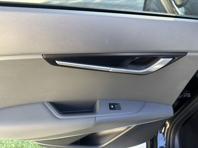 Used 2023 Kia Niro EX FWD image 18