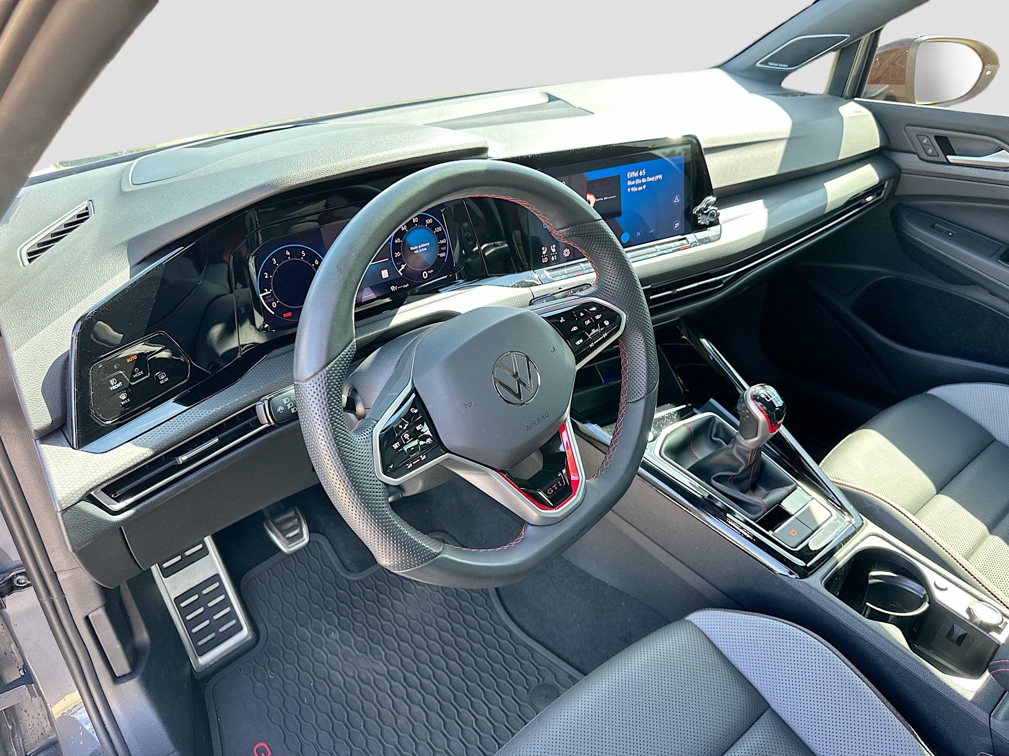 Used 2024 Volkswagen GTI Autobahn FWD image 9