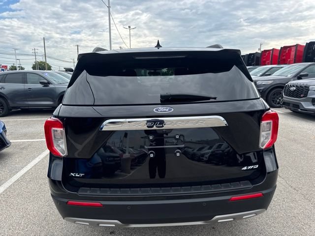 Certified 2023 Ford Explorer XLT w/ Equipment Group 202A AWD/4WD image 34