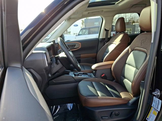 Certified 2025 Ford Bronco Sport Outer Banks w/ Outer Banks Tech Package+ image 16