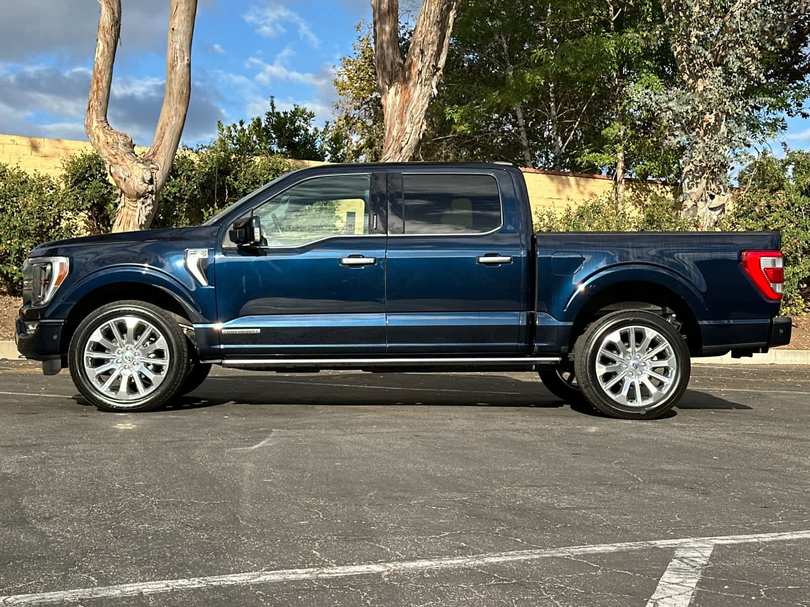 Certified 2023 Ford F150 Limited AWD/4WD image 5