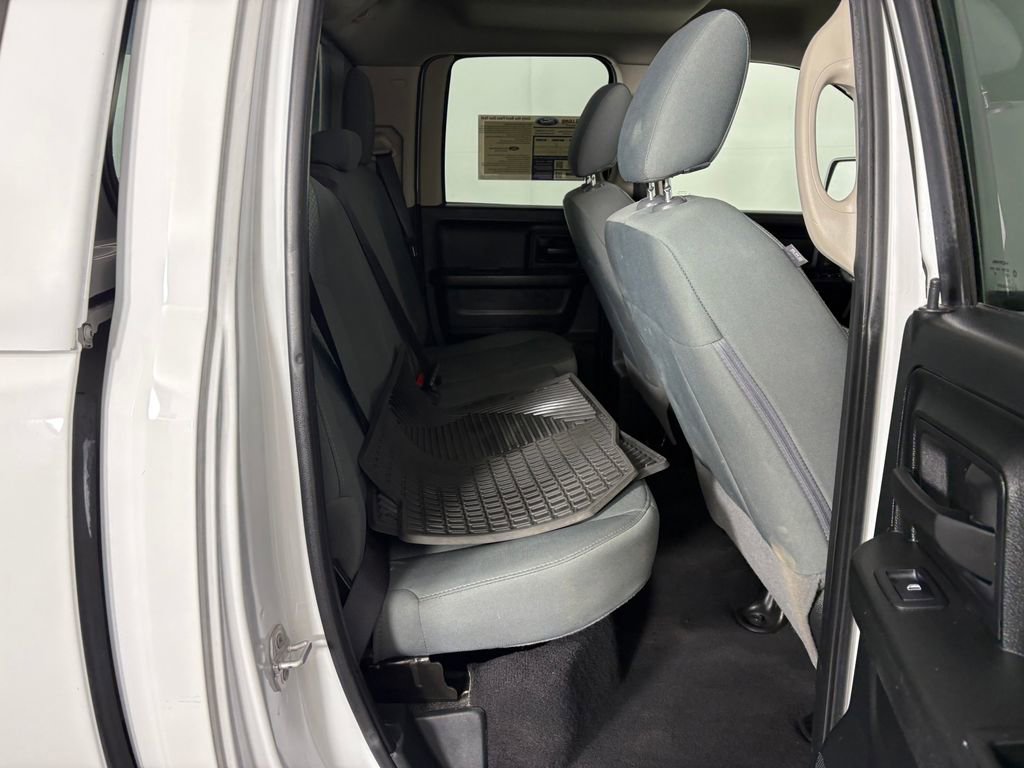 Used 2018 RAM 1500 Tradesman w/ Chrome Appearance Group AWD/4WD image 31