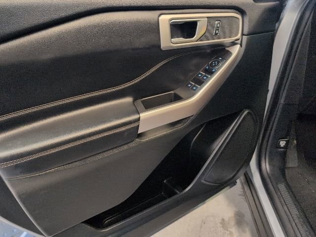 Certified 2023 Ford Explorer XLT image 15